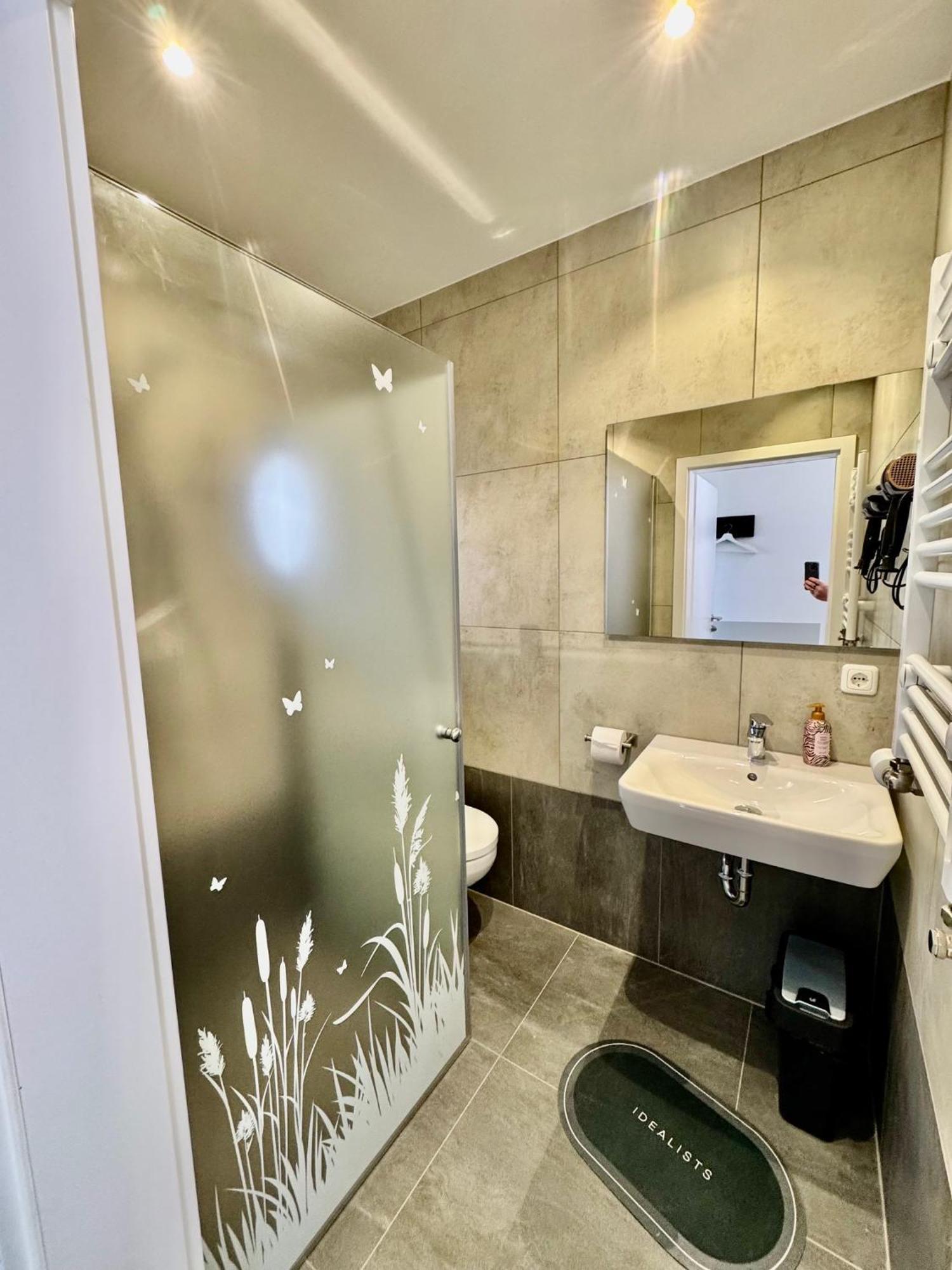Gaestezimmer Beate Und Ferienwohnung Rheda Wiedenbrueck エクステリア 写真